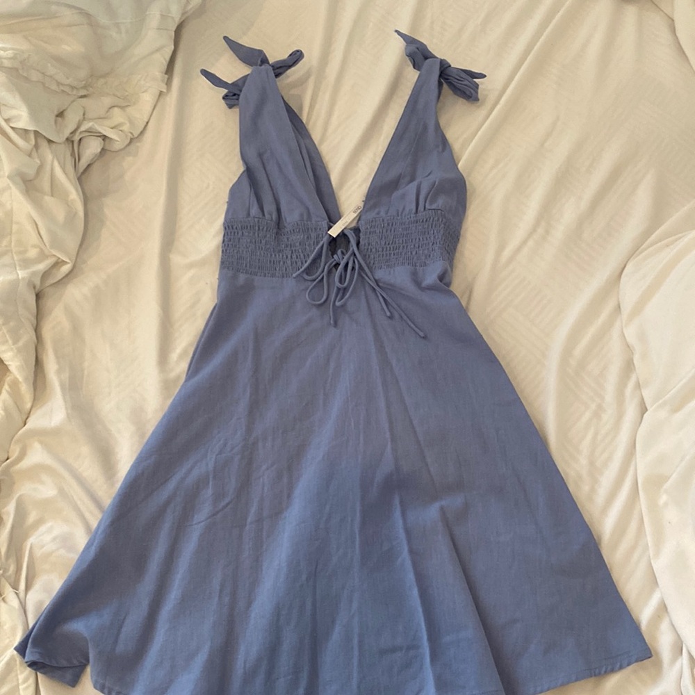 tie dress